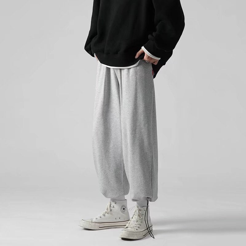 Casual Loose -  Nine-Panel -  Cuffed Sweatpants