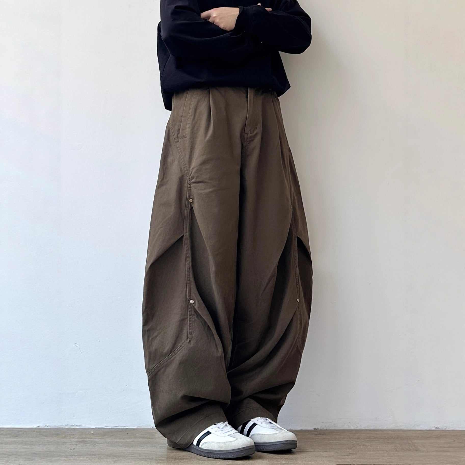 Vintage Wide Leg Cargo Pants - Pleated Design  - Loose Fit - Versatile Long Pants
