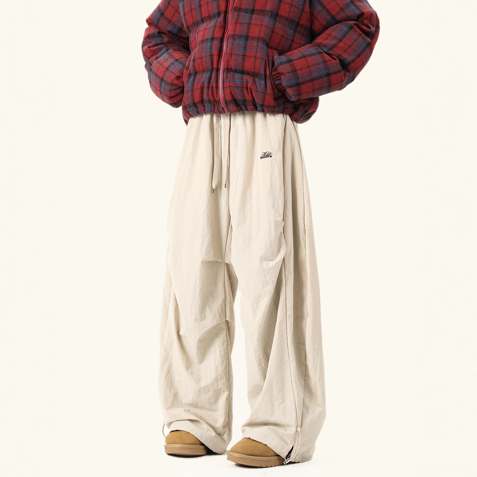 Lined Wide-Leg Cargo Pants – High-End Pleated Paratrooper Style