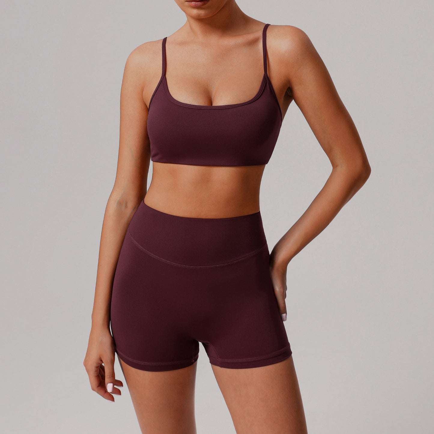 Solid color tight yoga suit quick drying fitness suit outdoor body shaping running suit women's fitness suit ﻿