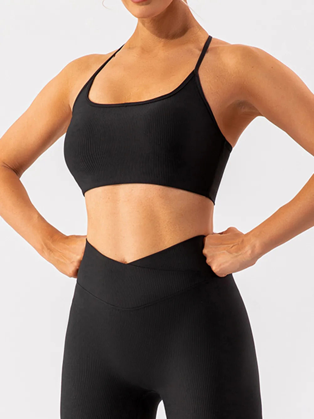 Tight fitting quick drying yoga clothes for training running beautiful back sports underwear for women