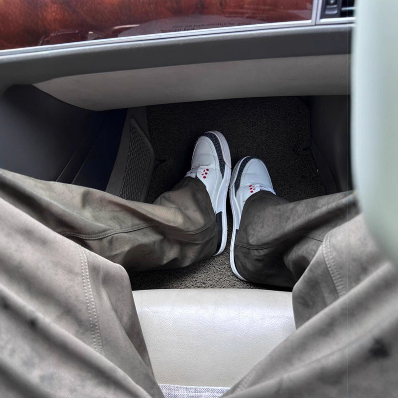 Textured Straight-Leg Cargo Pants - Loose Wide-Leg Pants