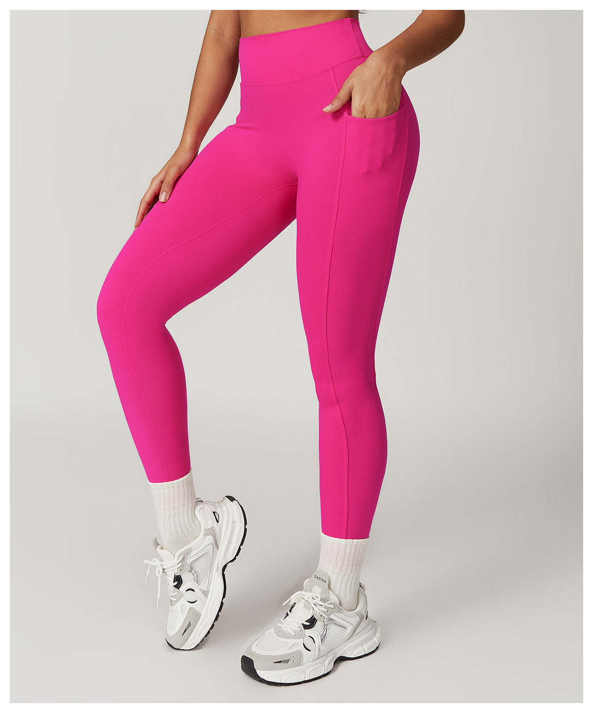 Quick drying tight fitting hip lifting yoga pants high waisted fitness pants for outdoor running exercise