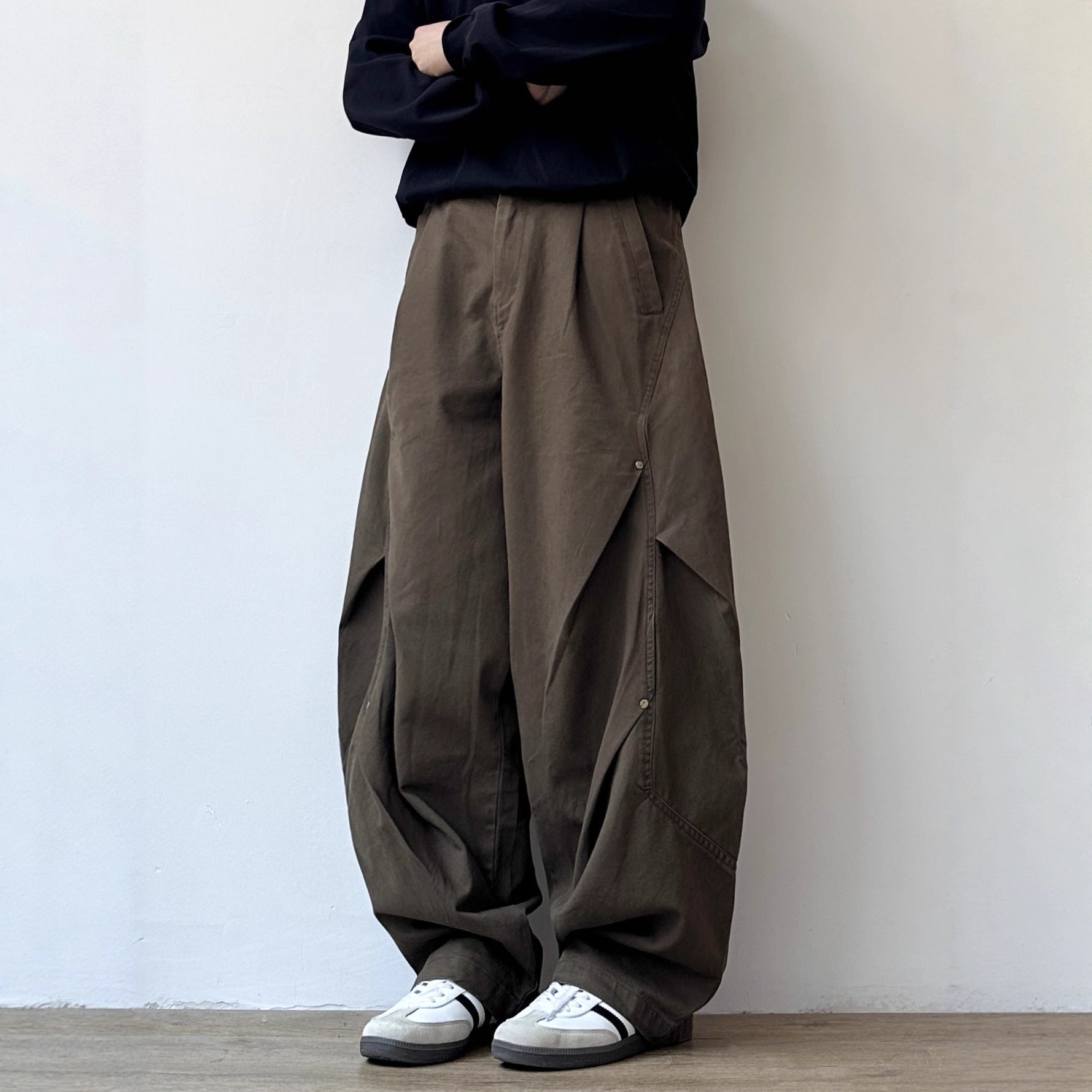 Vintage Wide Leg Cargo Pants - Pleated Design  - Loose Fit - Versatile Long Pants